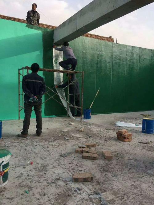 内江针对老旧车间地面普遍存在的起砂、裂缝问题